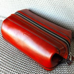 Bosca Old Leather Zipper Bag